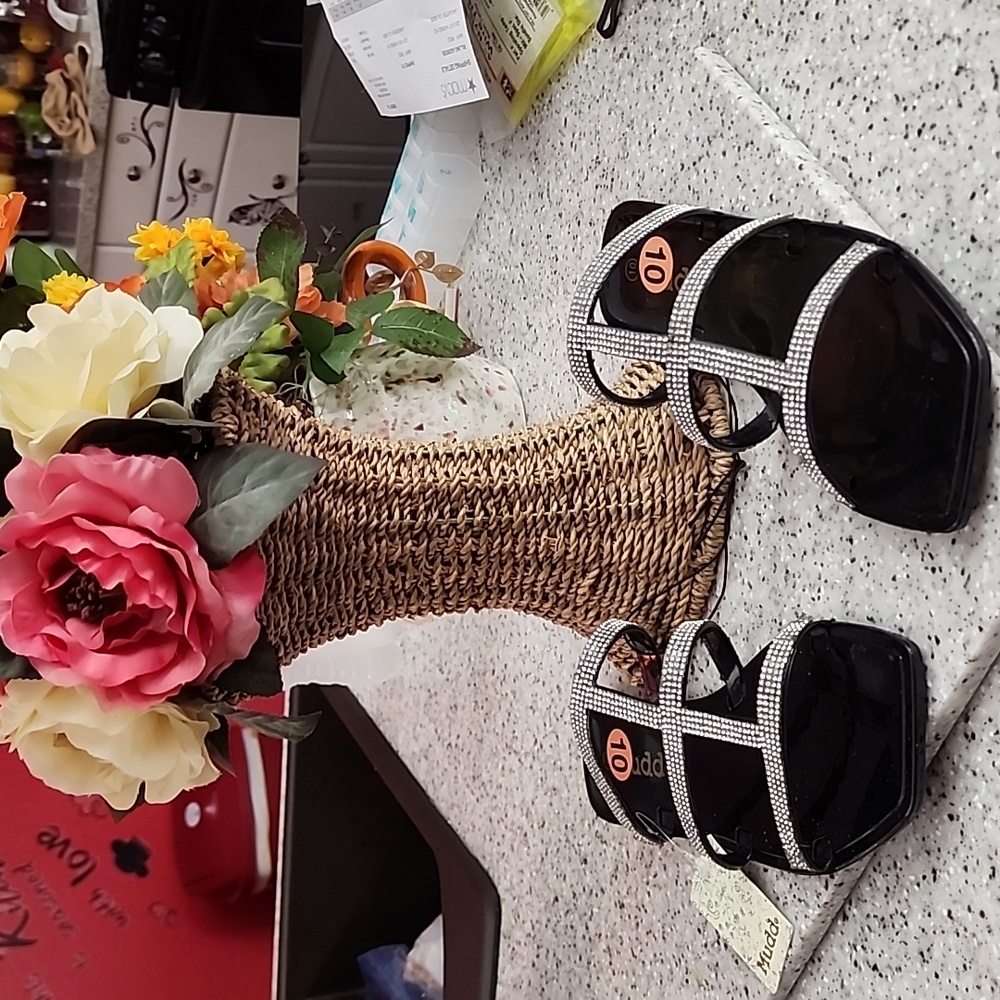 Women's sandals